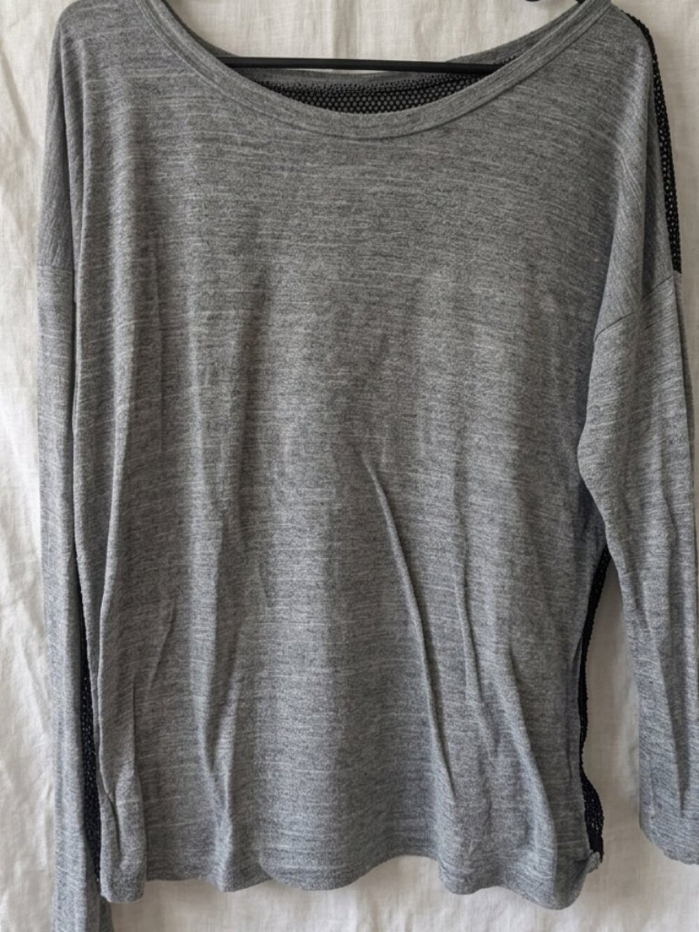 Athleta Style #5932 Mesh Back Training Top - Heathered Gray - Size M/L